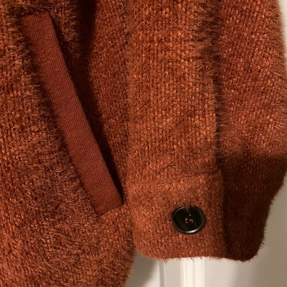 Shacket - Picture 4 of 7